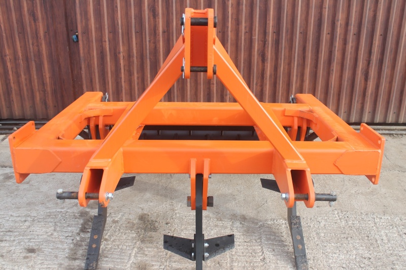 Плуг чизельный ПЧН-1,6 с зубчатым катком купить в Волгограде – «БДН-АгроКубань», 5