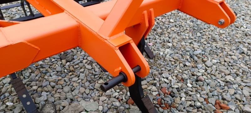 Плуг чизельный ПЧН 1,6 с планчатым катком купить в Волгограде – «БДН-АгроКубань», 5