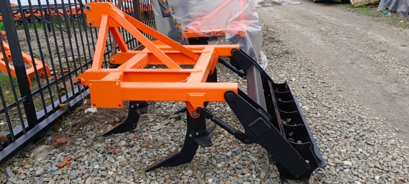 Плуг чизельный ПЧН 1,6 с планчатым катком купить в Волгограде – «БДН-АгроКубань», 4