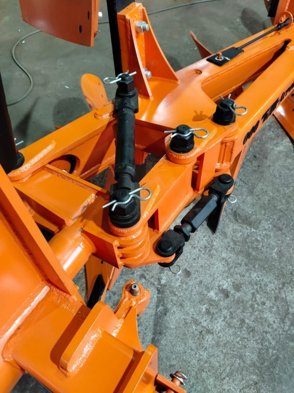 Плуг навесной оборотный 3/35+1 купить в Волгограде – «БДН-АгроКубань», 5