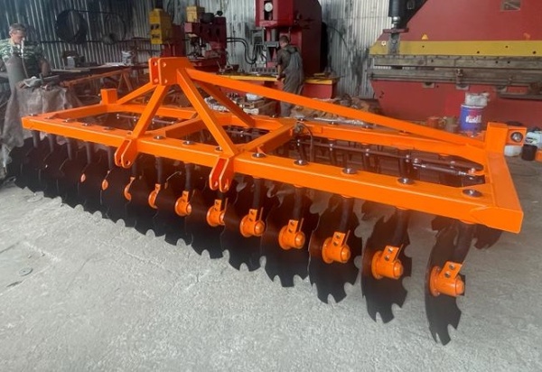 Борона дисковая навесная БДН 4х2Н, 26 рабочих органов купить в Волгограде – «БДН-АгроКубань», 3