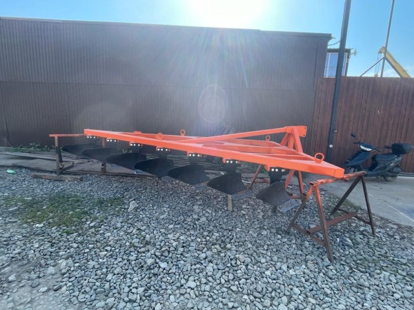 Плуг отвальный ПЛН 7-35 (7 корпусов) купить в Волгограде – «БДН-АгроКубань», 5