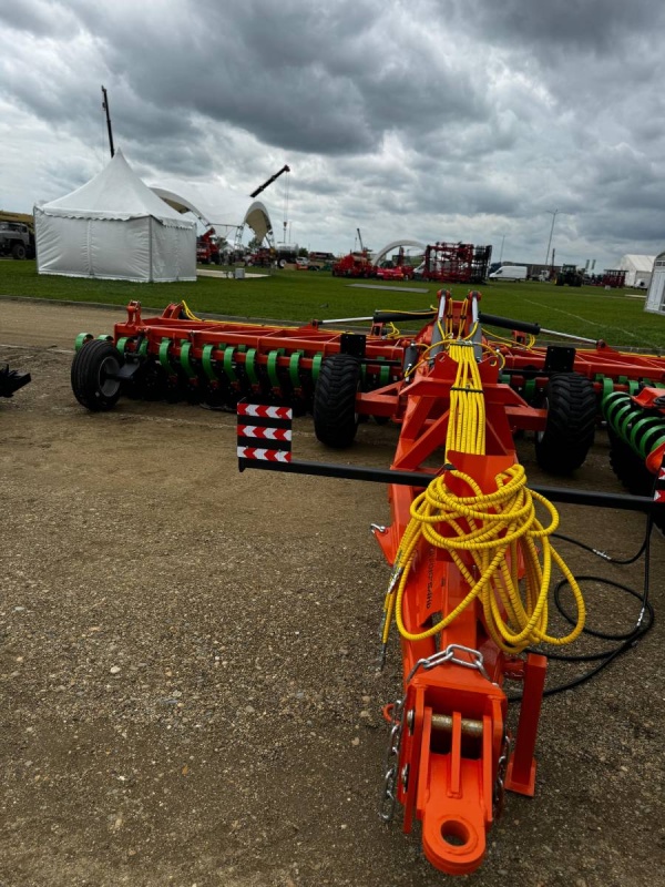 Лущильник мульчировщик дисковый прицепной «АВРОРА» ЛД-8Л (евро-складывание) ЛАФЕТ купить в Волгограде – «БДН-АгроКубань», 4